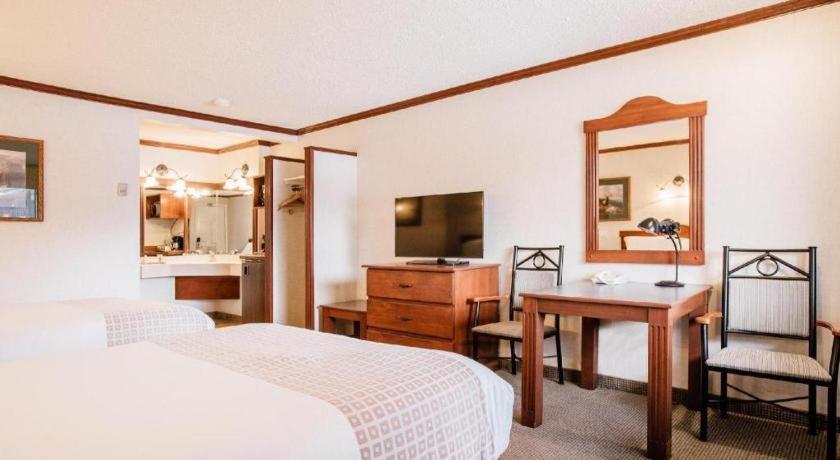 Mount Robson Inn Jasper Dış mekan fotoğraf